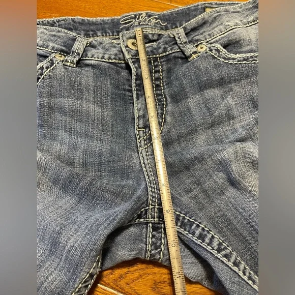 Silver Jeans Capri Suki Womens Blue Embroidered Pocket Mid Rise Denim Size 14 - Picture 12 of 14